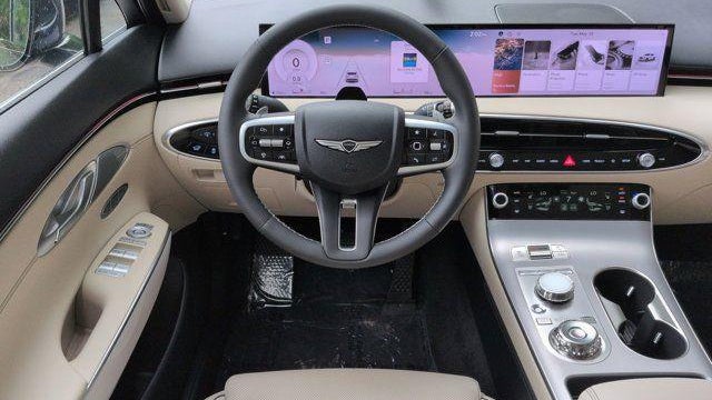 2026 Genesis GV70 2.5T Advanced