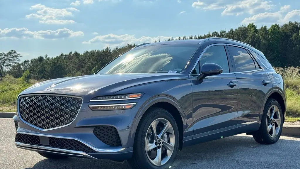 2026 Genesis GV70 2.5T Advanced