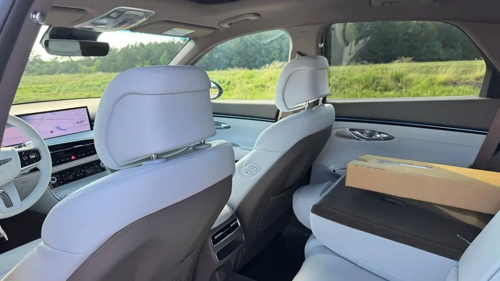 2026 Genesis GV70 2.5T Advanced