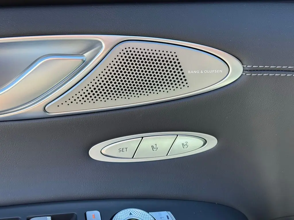 2026 Genesis Gv70 - $55,526