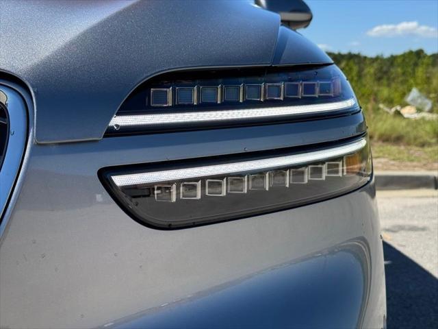 2026 Genesis Gv70 - $55,526
