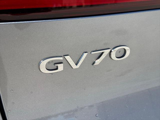 2026 Genesis Gv70 - $55,526