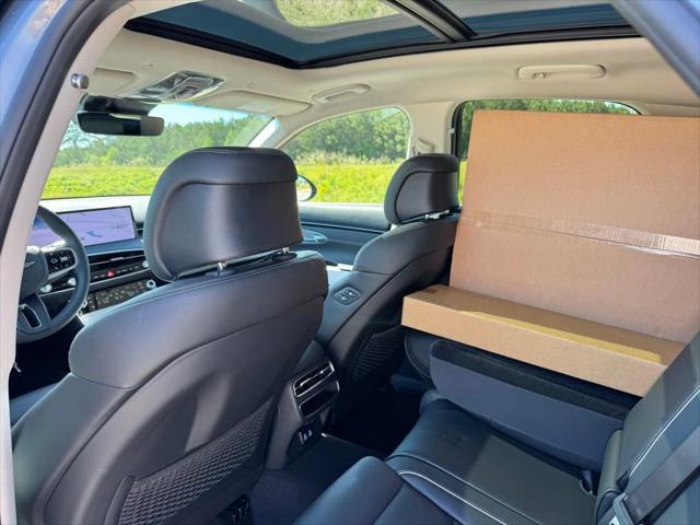 2026 Genesis Gv70 - $55,526