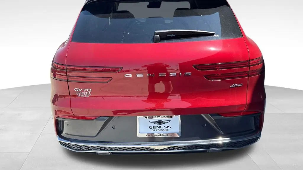 2026 Genesis GV70 2.5T Advanced