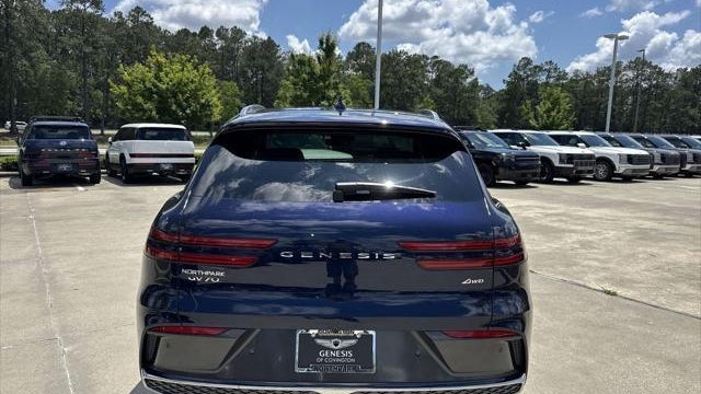 2026 Genesis GV70 2.5T Advanced