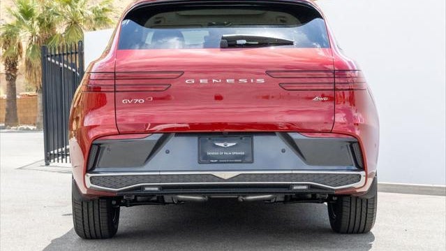 2026 Genesis GV70 2.5T Advanced