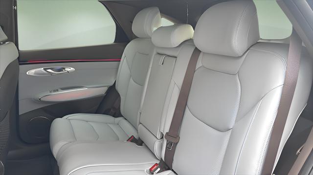 2026 Genesis Gv70 - $48,966