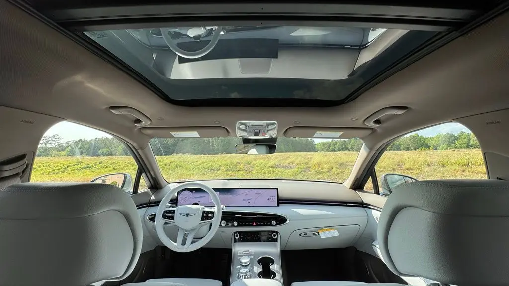 2026 Genesis GV70 2.5T Advanced