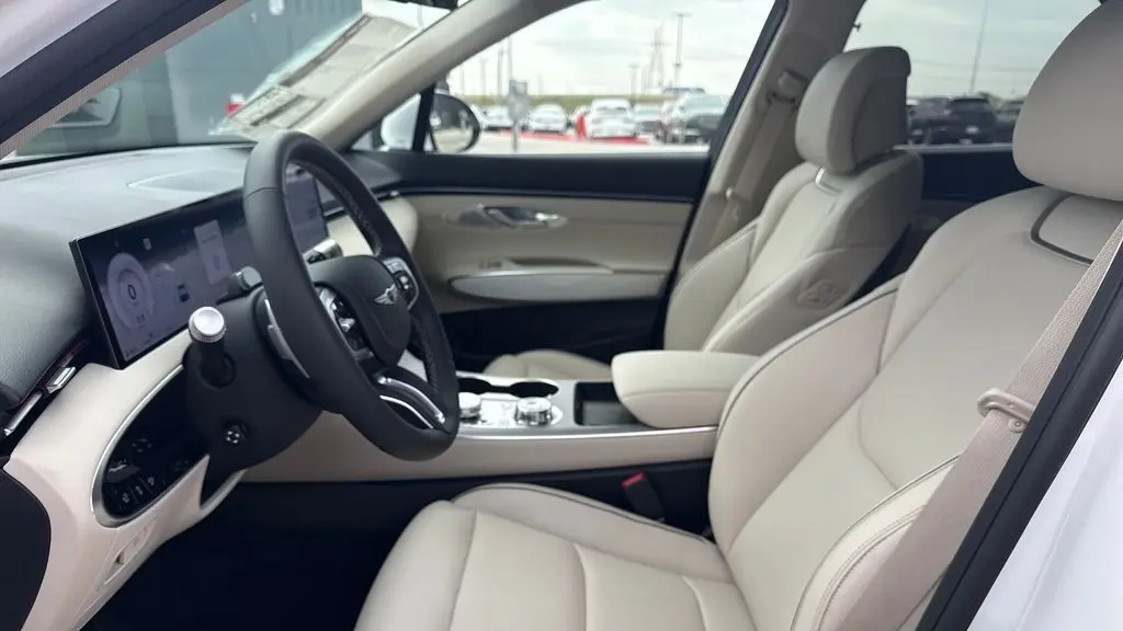 2026 Genesis GV70 2.5T Advanced