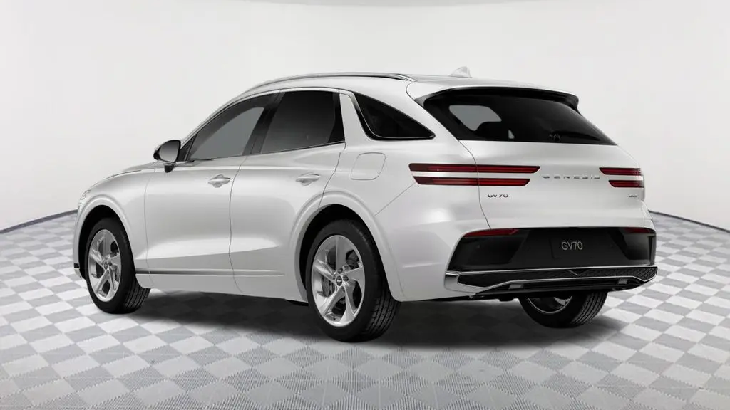 2026 Genesis GV70 2.5T Advanced
