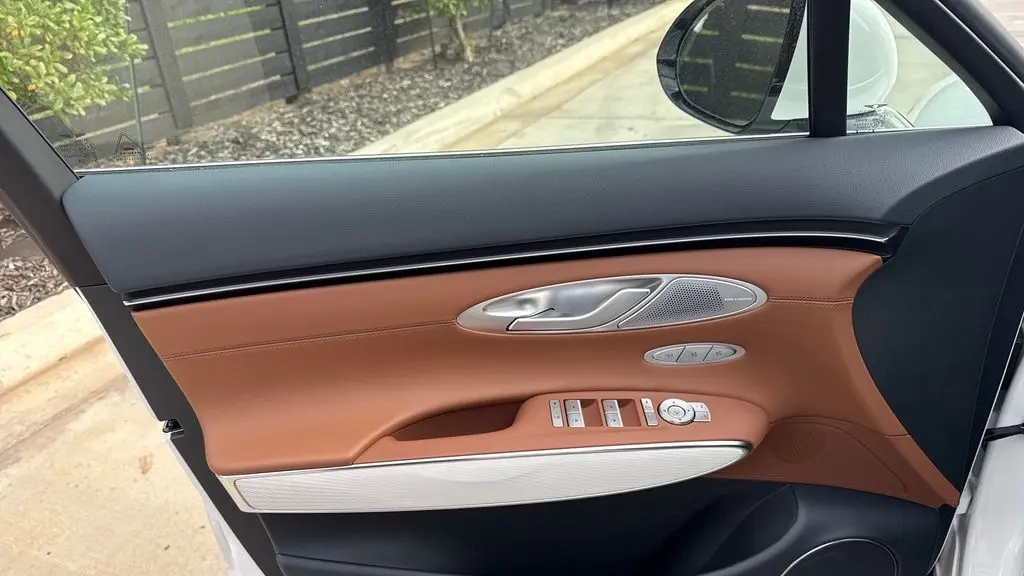 2026 Genesis GV70 2.5T Advanced