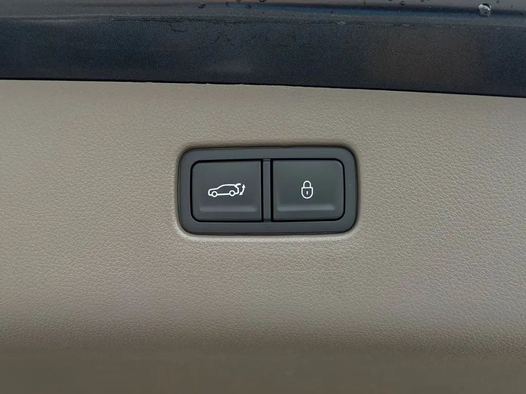 2026 Genesis Gv70 - $54,899