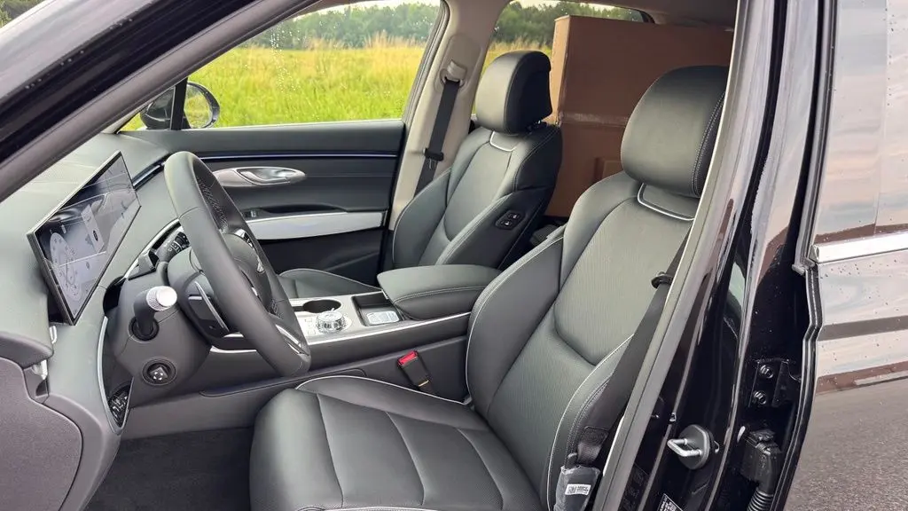 2026 Genesis GV70 2.5T Advanced