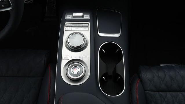 2025 Genesis GV70 3.5T Sport