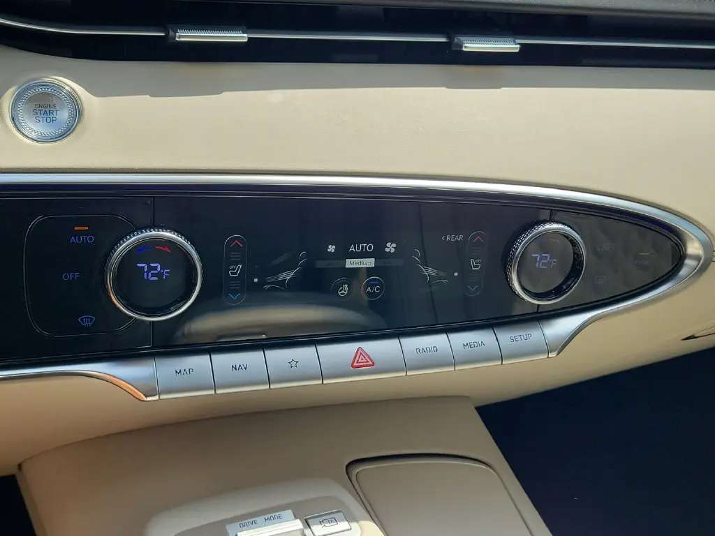 2025 Genesis Gv70 - $52,999