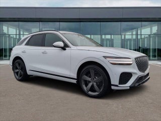 2025 Genesis GV70 with Alta White Exterior