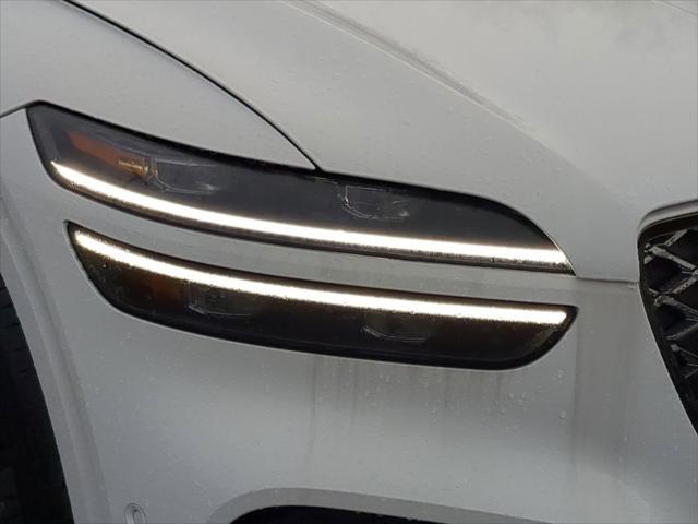 2025 Genesis Gv70 - $52,299