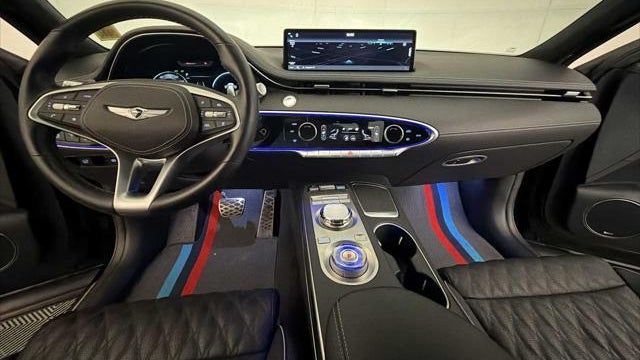 2024 Genesis GV70 3.5T Sport