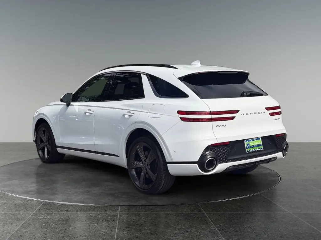 2025 Genesis Gv70 - $51,999