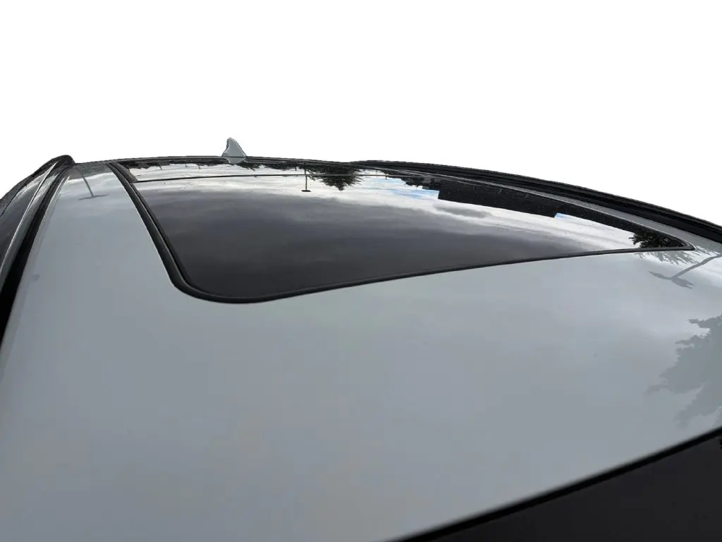 2025 Genesis Gv70 - $51,999