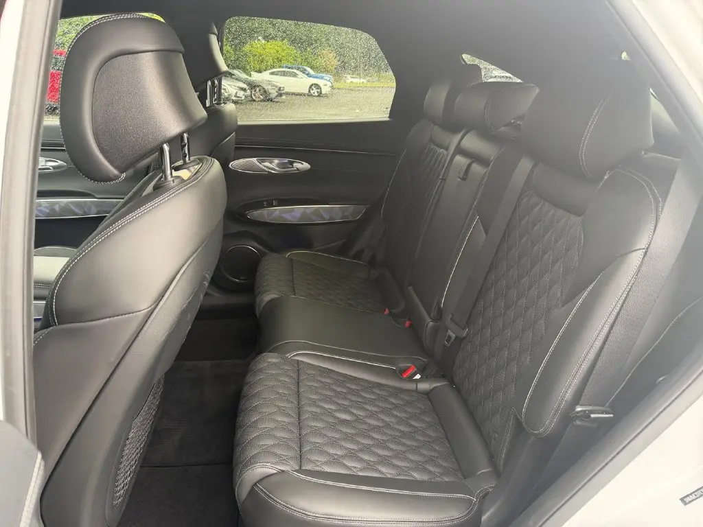2025 Genesis Gv70 - $51,999