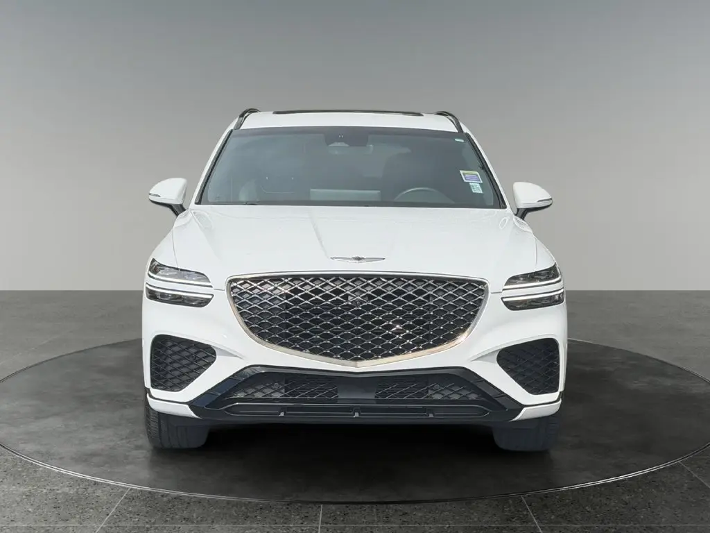 2025 Genesis Gv70 - $51,999