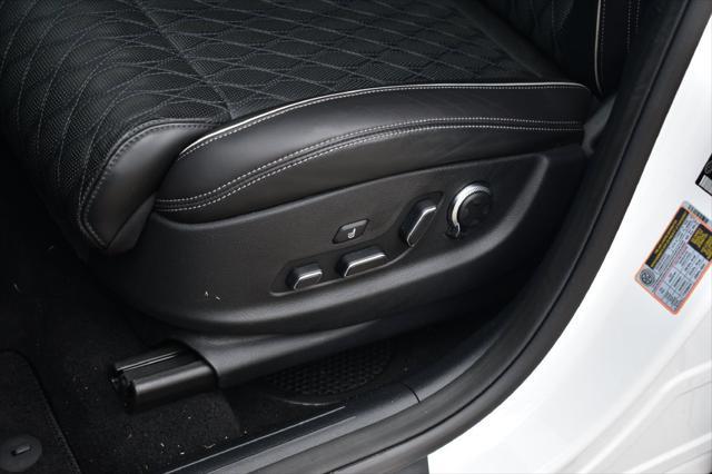 2025 Genesis Gv70 - $46,367