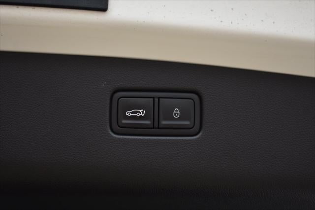 2025 Genesis Gv70 - $46,367