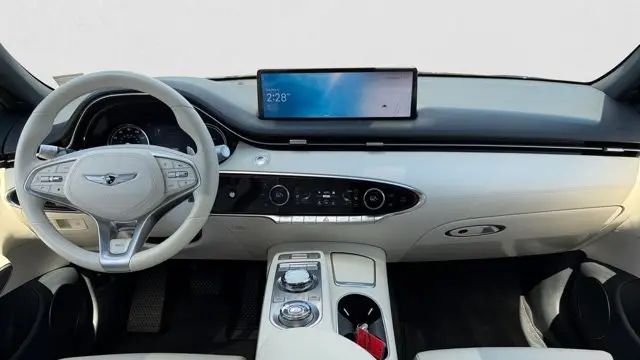 2023 Genesis Electrified GV70 Base