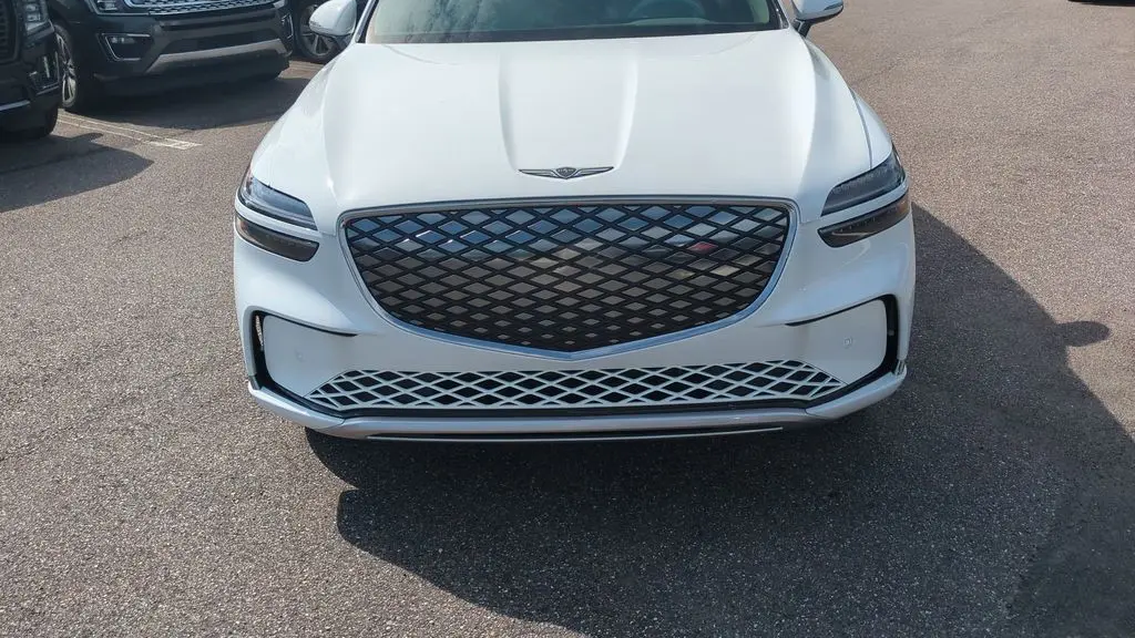 2026 Genesis Electrified GV70 Standard