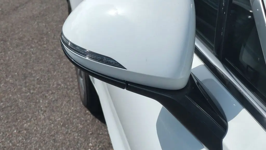 2026 Genesis Electrified GV70 Standard