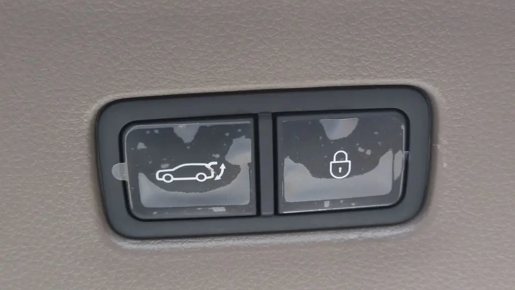 2026 Genesis Electrified GV70 Standard