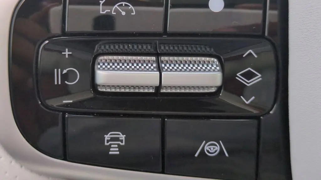 2026 Genesis Electrified GV70 Standard
