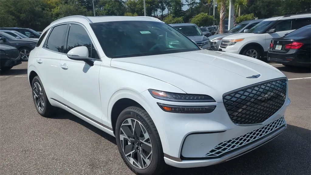 2026 Genesis Electrified GV70 Standard