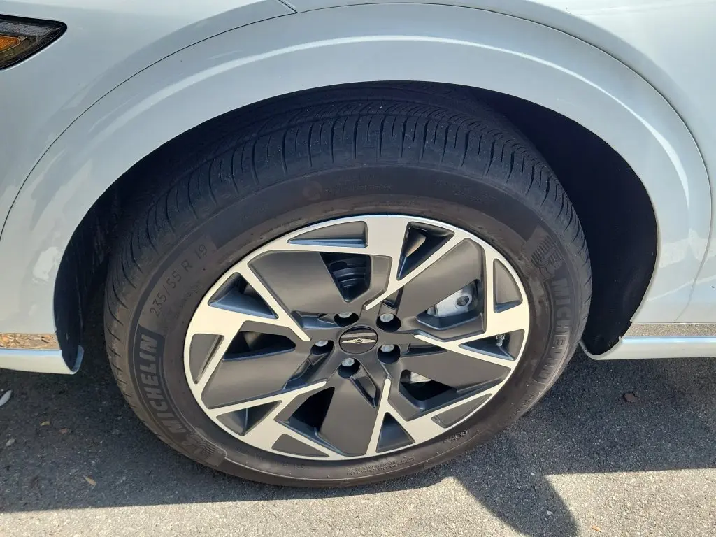 2026 Genesis Gv70 - $66,400