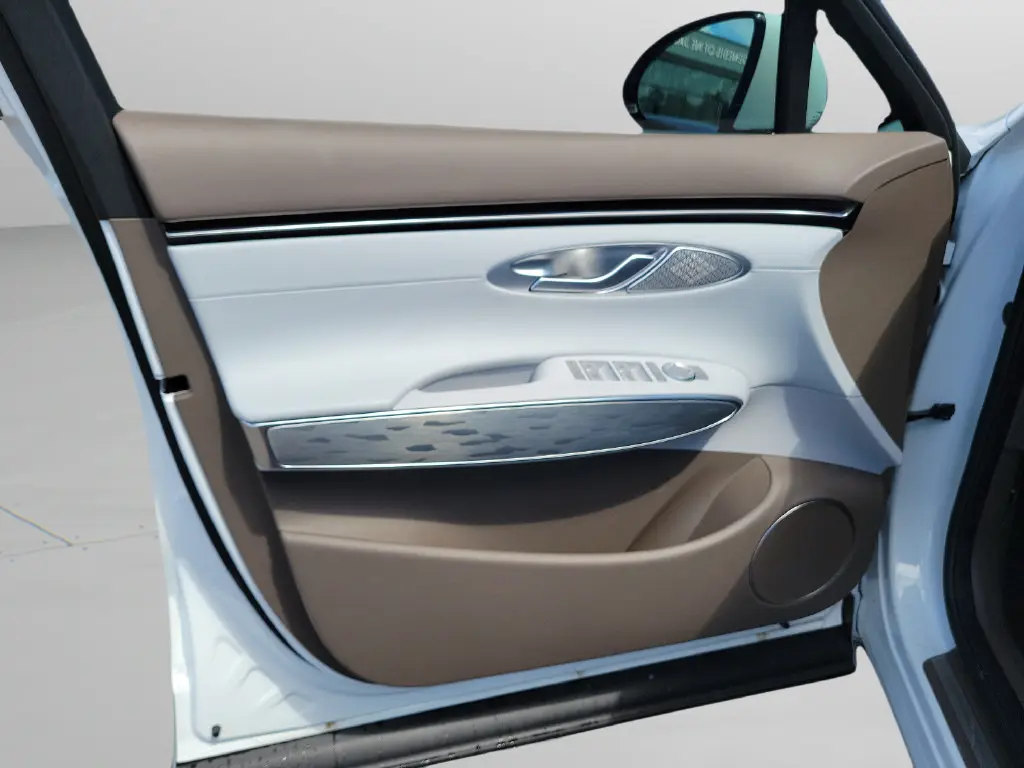 2026 Genesis Gv70 - $66,299