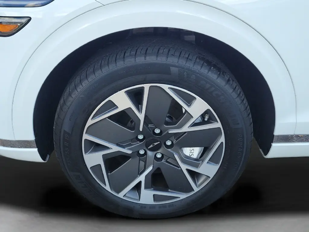 2026 Genesis Gv70 - $66,299