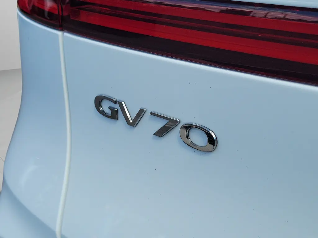 2026 Genesis Gv70 - $66,299