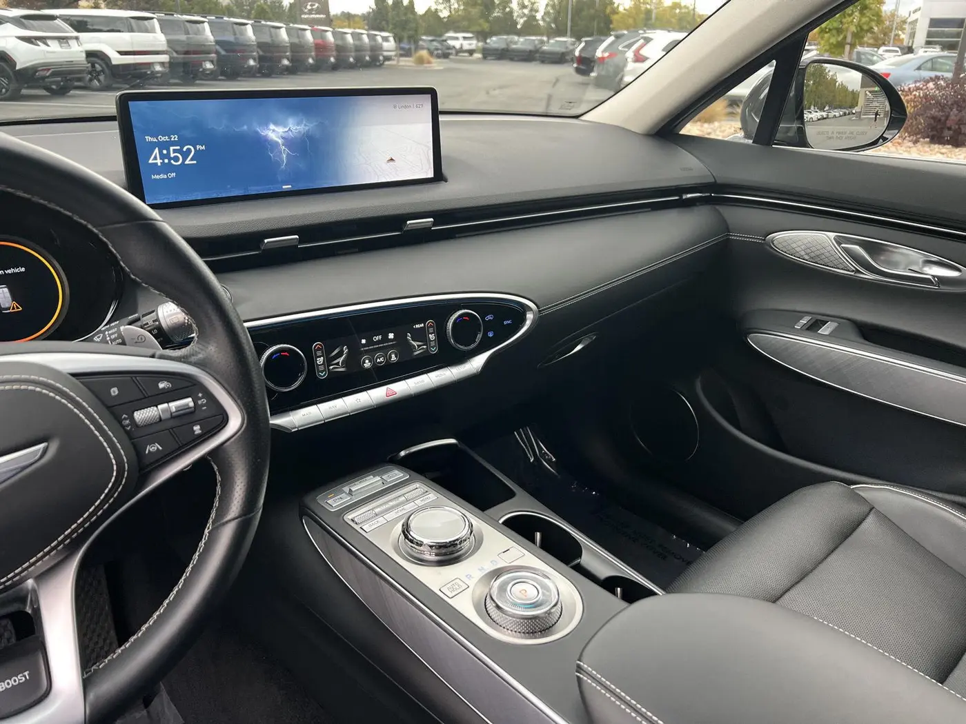 2024 Genesis Gv70 - $41,256