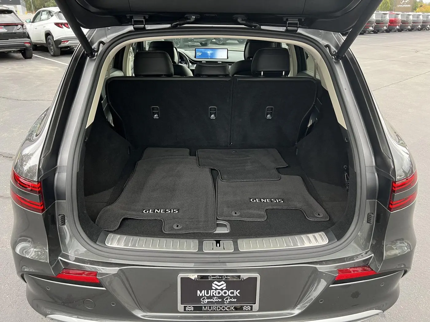 2024 Genesis Gv70 - $41,256