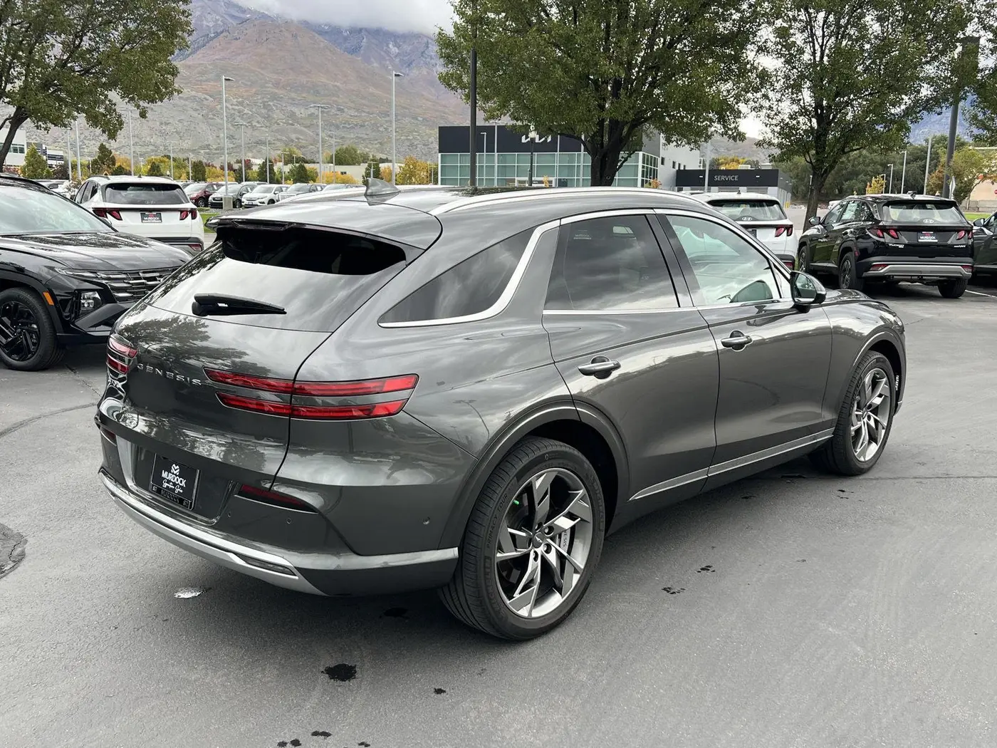 2024 Genesis Gv70 - $41,256