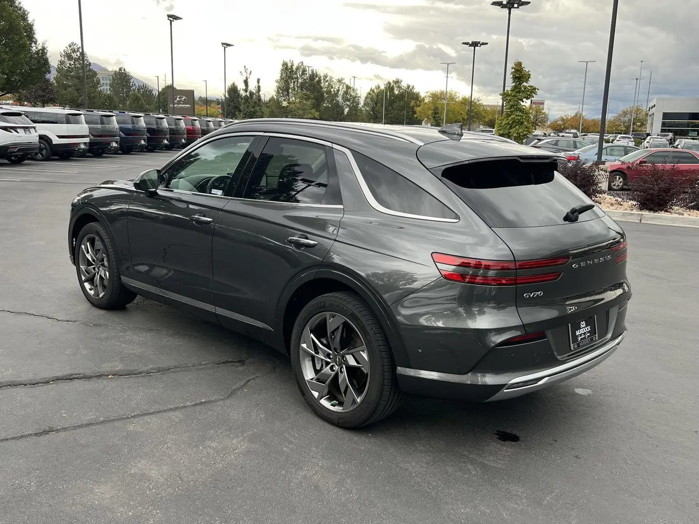 2024 Genesis Gv70 - $41,256