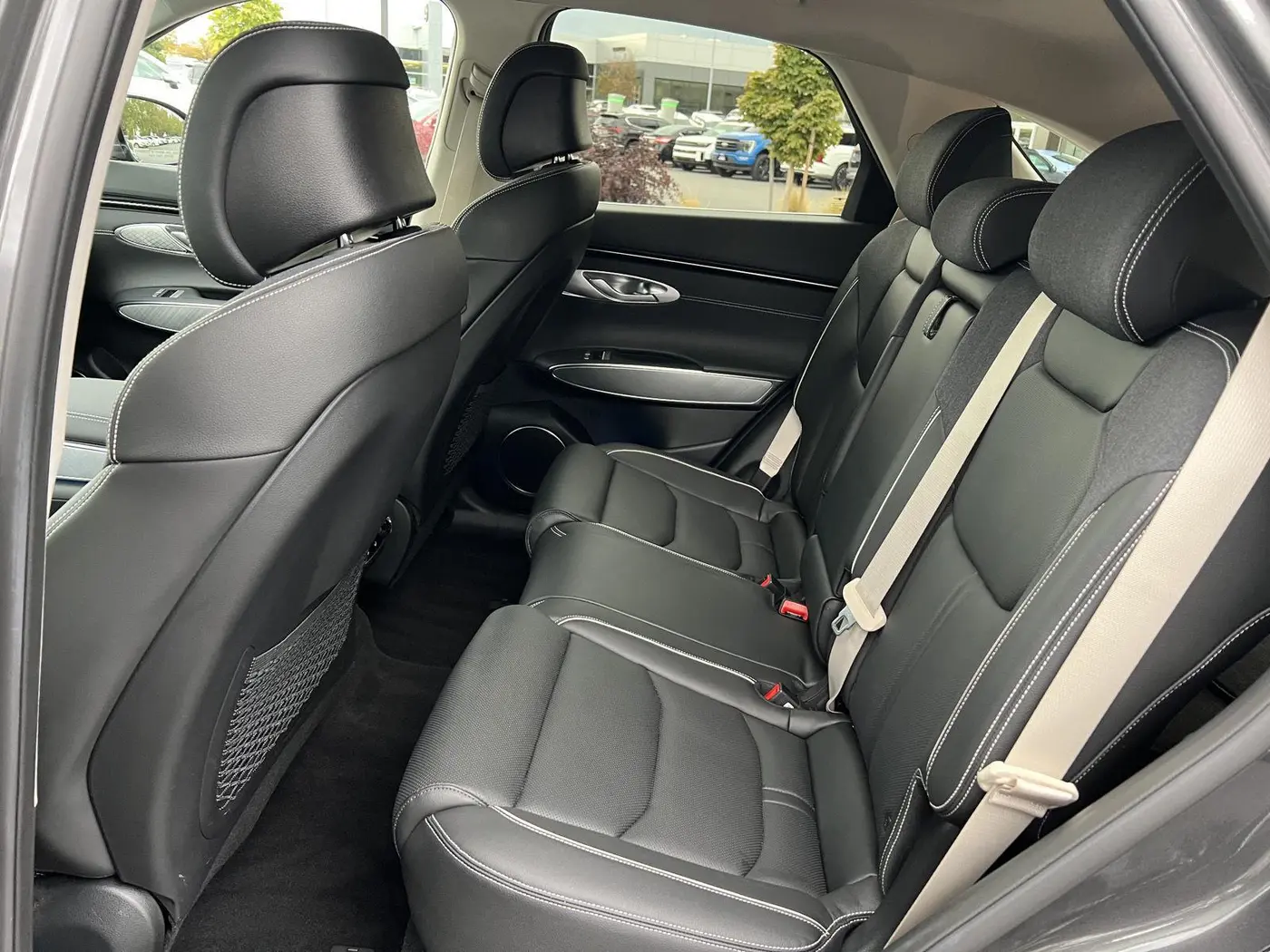 2024 Genesis Gv70 - $41,256