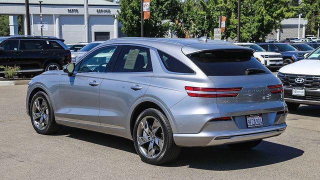 2023 Genesis Electrified GV70 Base