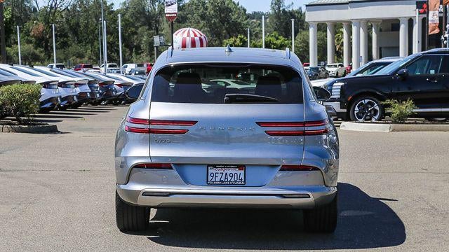 2023 Genesis Electrified GV70 Base
