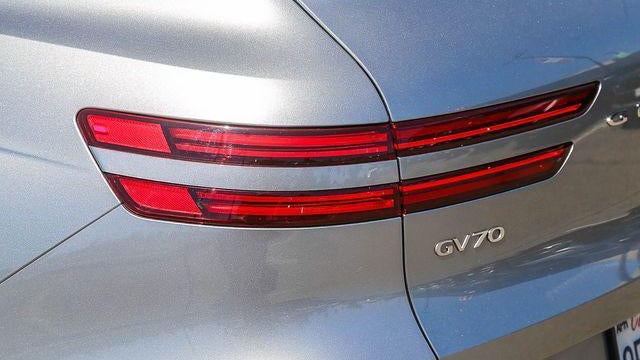 2023 Genesis Electrified GV70 Base