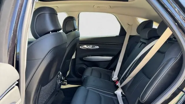2023 Genesis Electrified GV70 Base