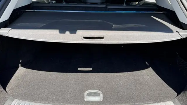 2023 Genesis Electrified GV70 Base