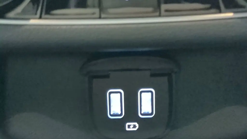 2025 Genesis Electrified GV70 Advanced
