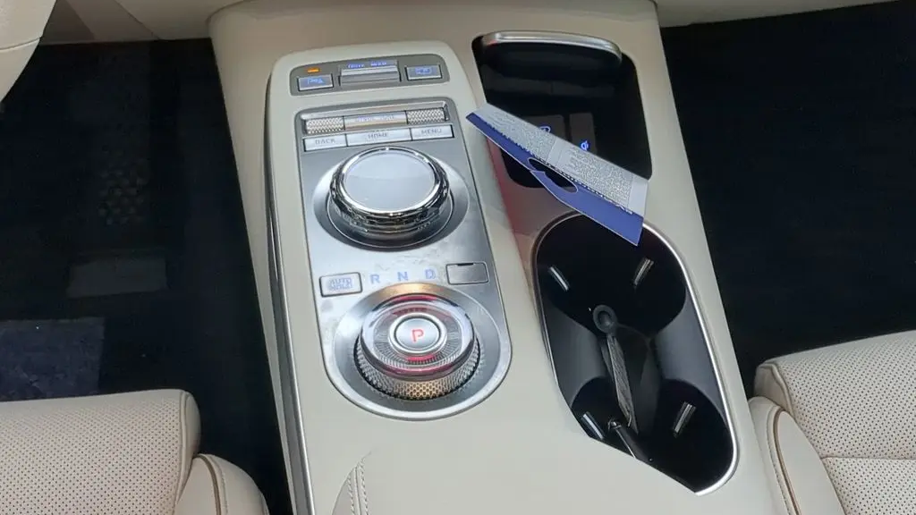 2025 Genesis Electrified GV70 Advanced